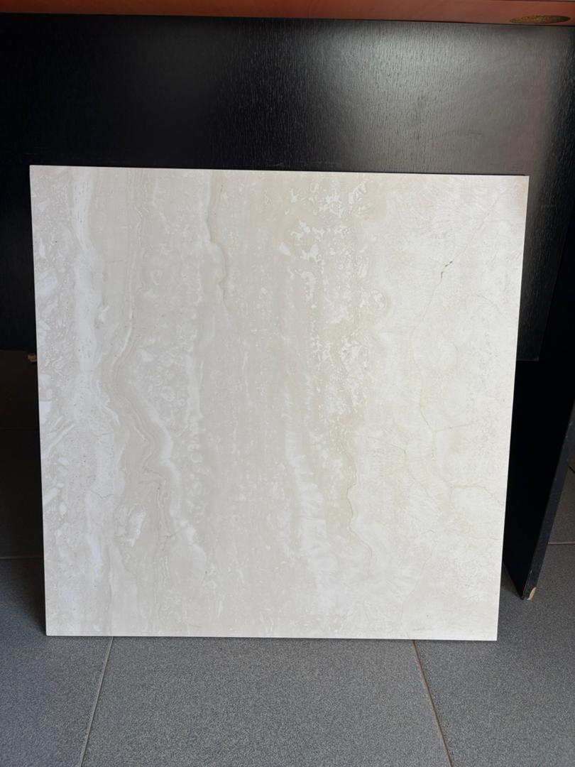 Royal Castle 60x60